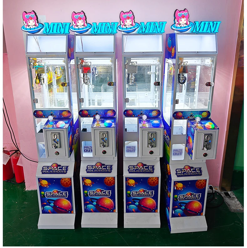 ماكينة ميغا ميني كلاو ماشين لب - مراجعة Arcade Prize Vending Machine وسعره